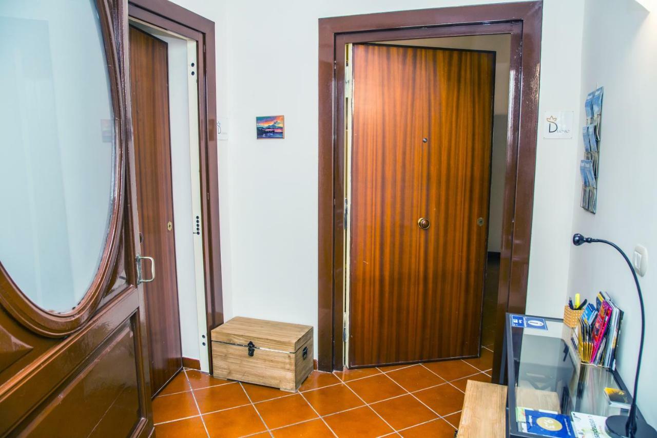 Domus Donnaregina Apartments نابولي المظهر الخارجي الصورة