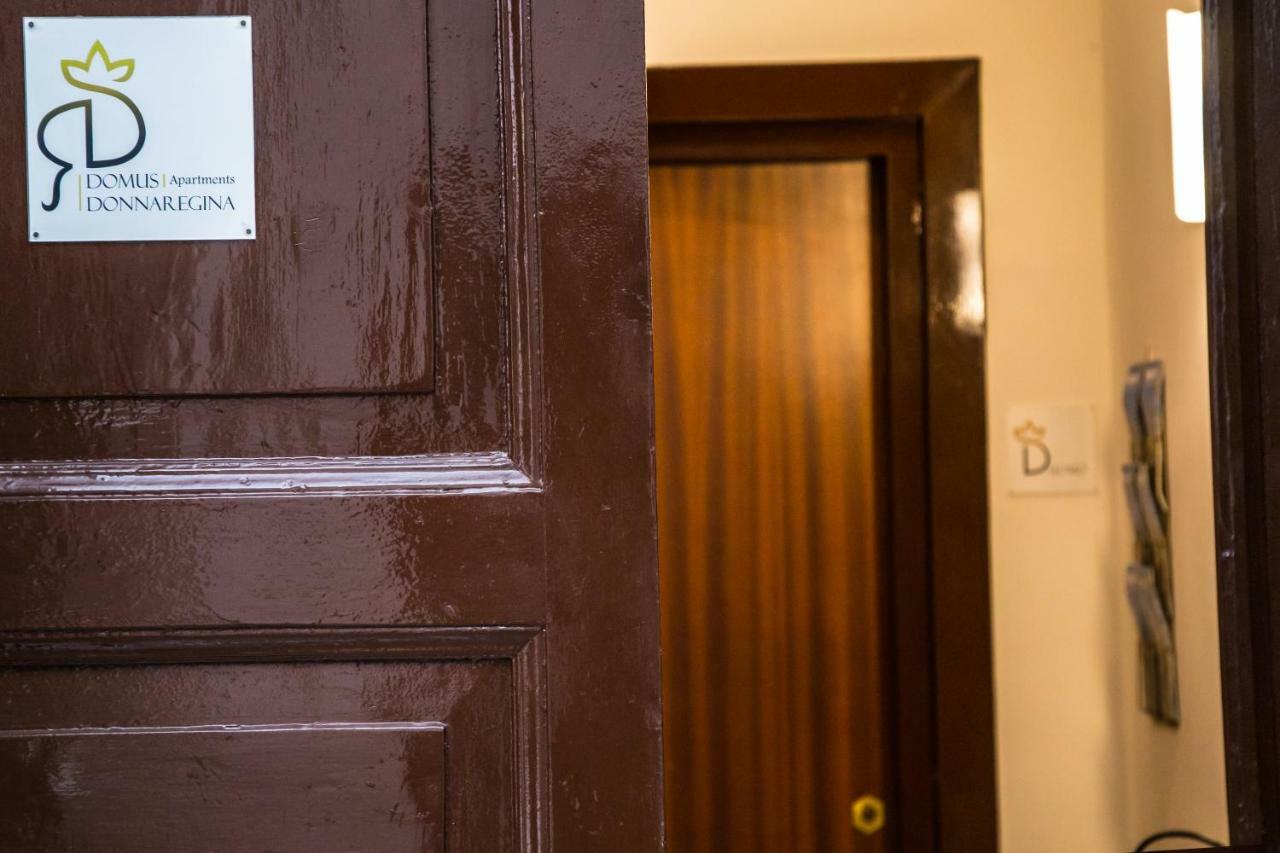 Domus Donnaregina Apartments نابولي المظهر الخارجي الصورة